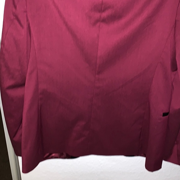 ASOS tuxedo blazer with black knot buttons and details - Picture 8 of 8